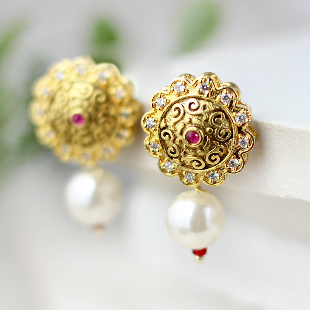 Pearl Brown Stud Earring
