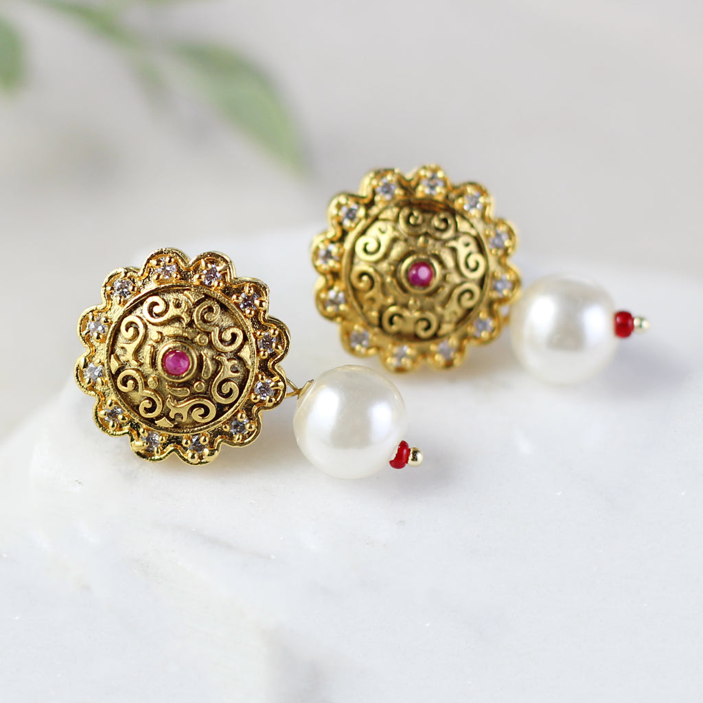 Pearl Brown Stud Earring