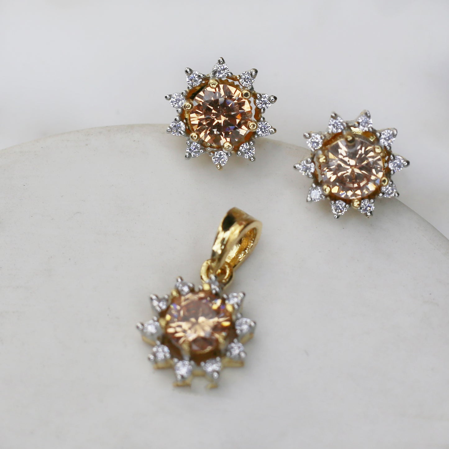 Champagne Zircon Pendant Set