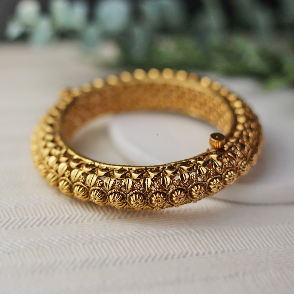 Statement Gold Lock Bangle - Rabal