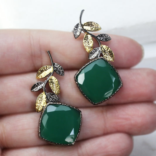 Green Double Tone Leaf Earring