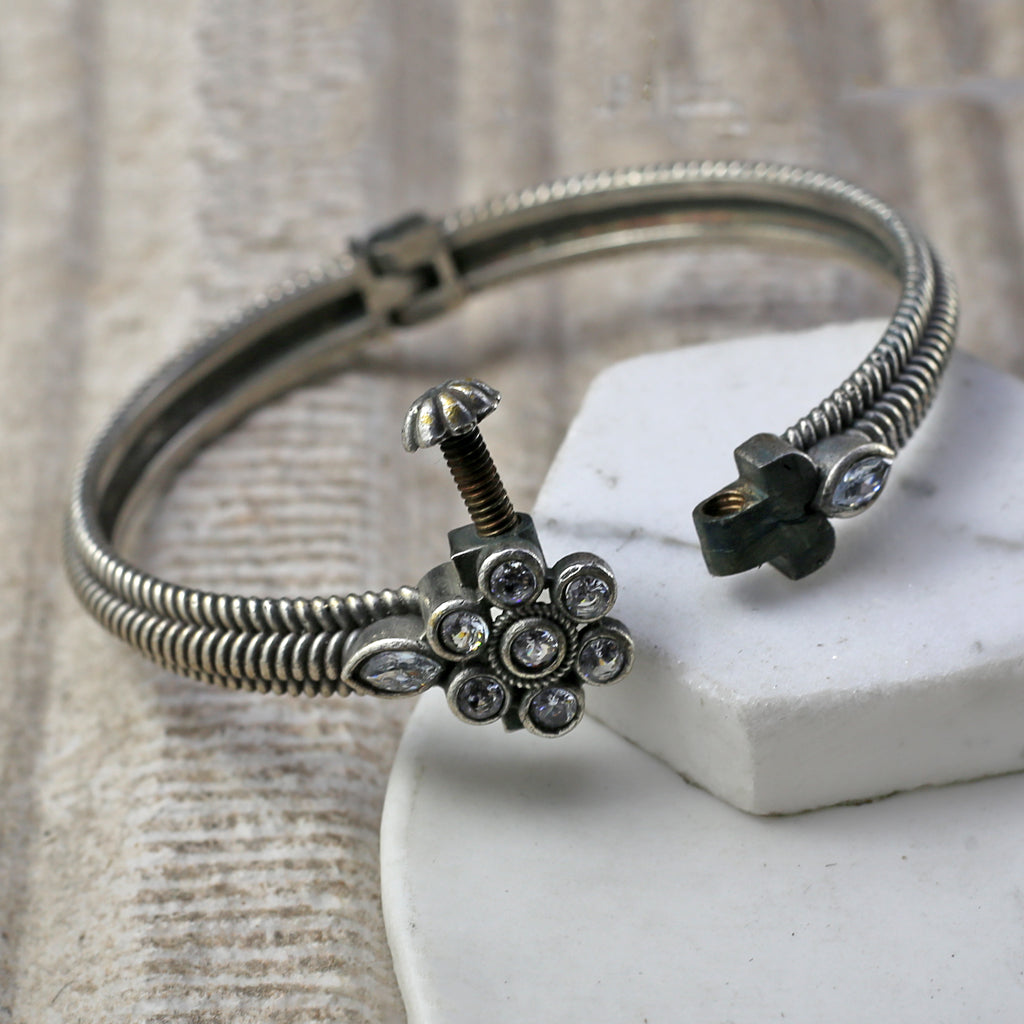 White Tribal Lock Bangle - Rabal
