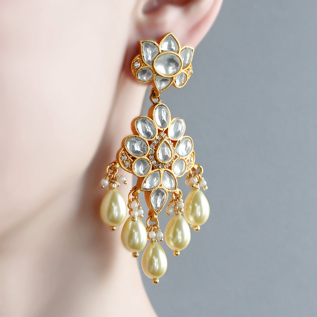 Kundan Pearl Drop Earring