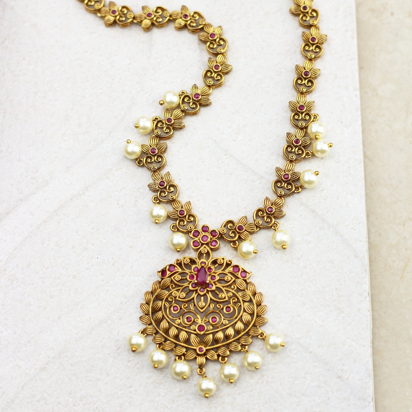 Statement Flower Ruby Long Mala
