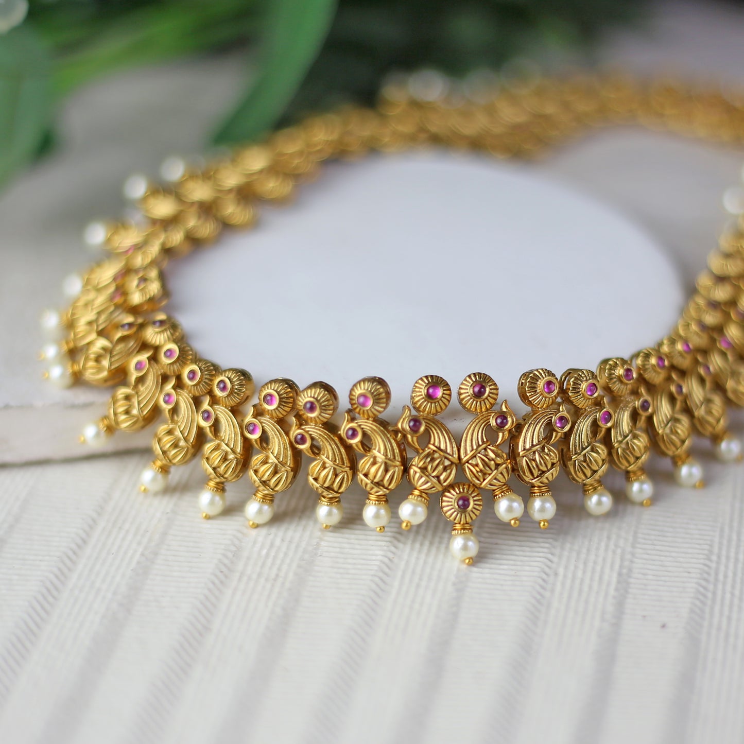 Statement Ruby Long Bird Mala