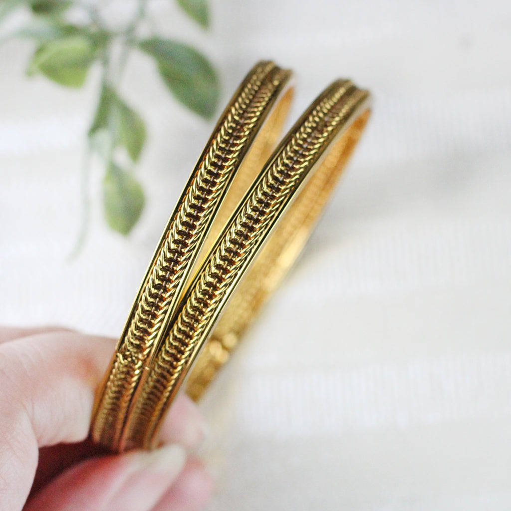 Delicate Gold Bangle Pair