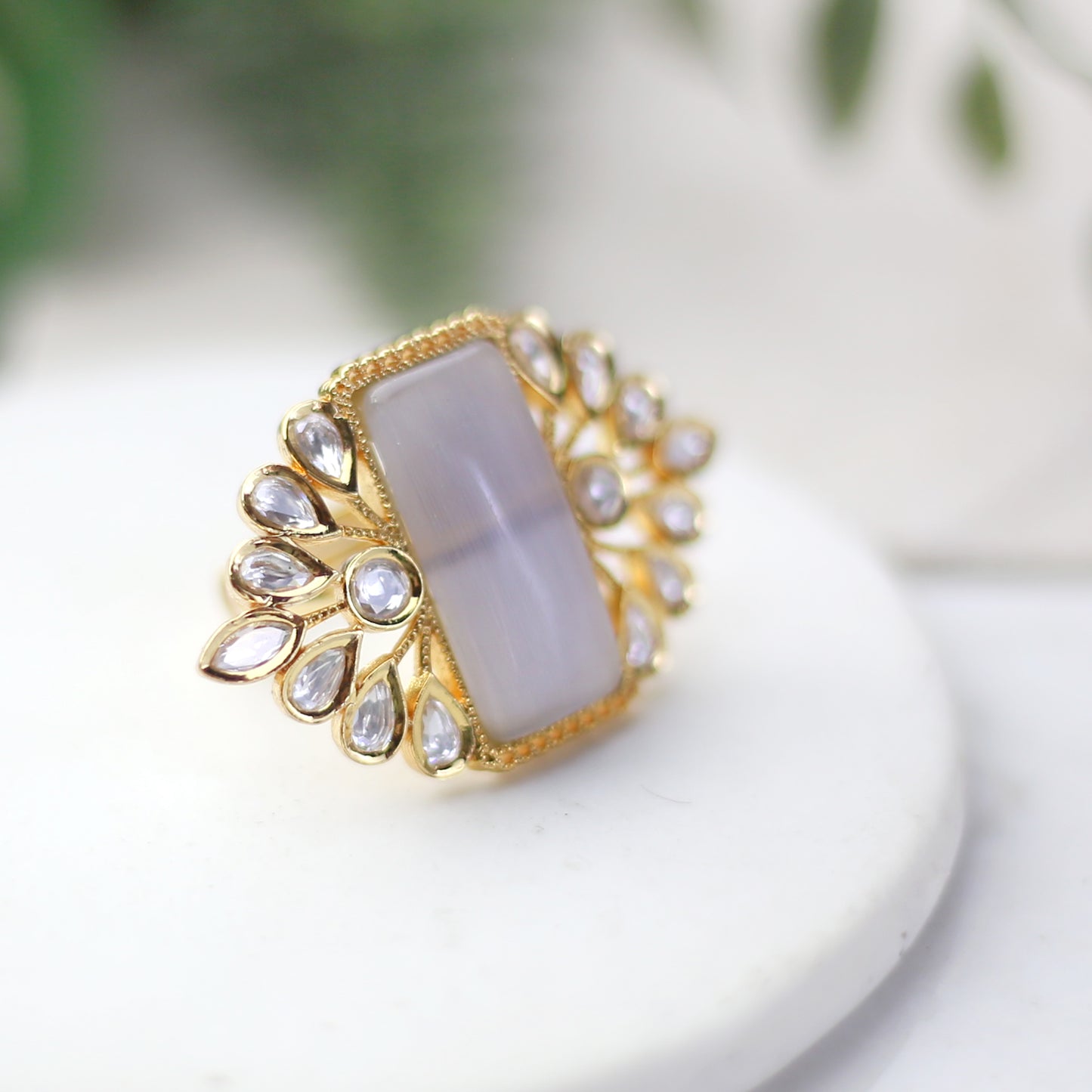 Statement Kundan Grey Ring
