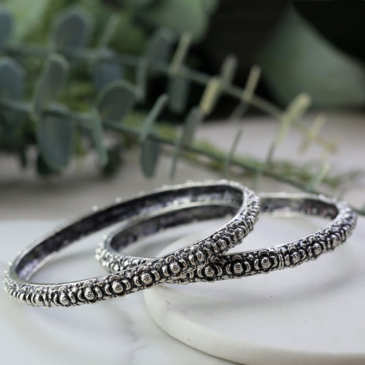 Silver Tribal Bangle Pair I Choorian - Rabal