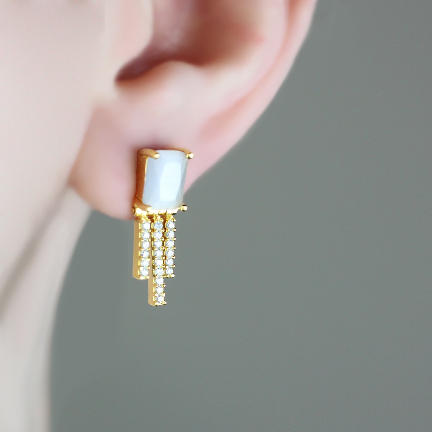 Grey Zircon Stud Earring