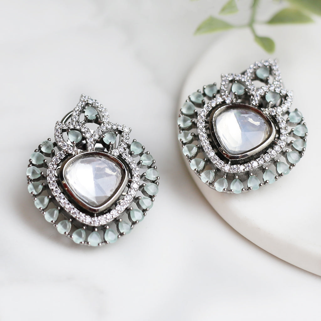 Statement Kundan Stud Earring