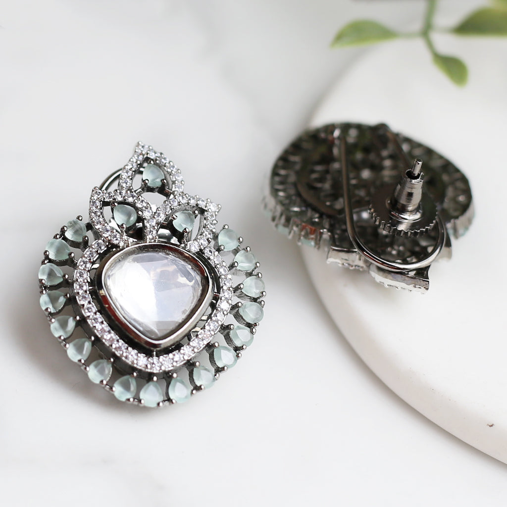 Statement Kundan Stud Earring