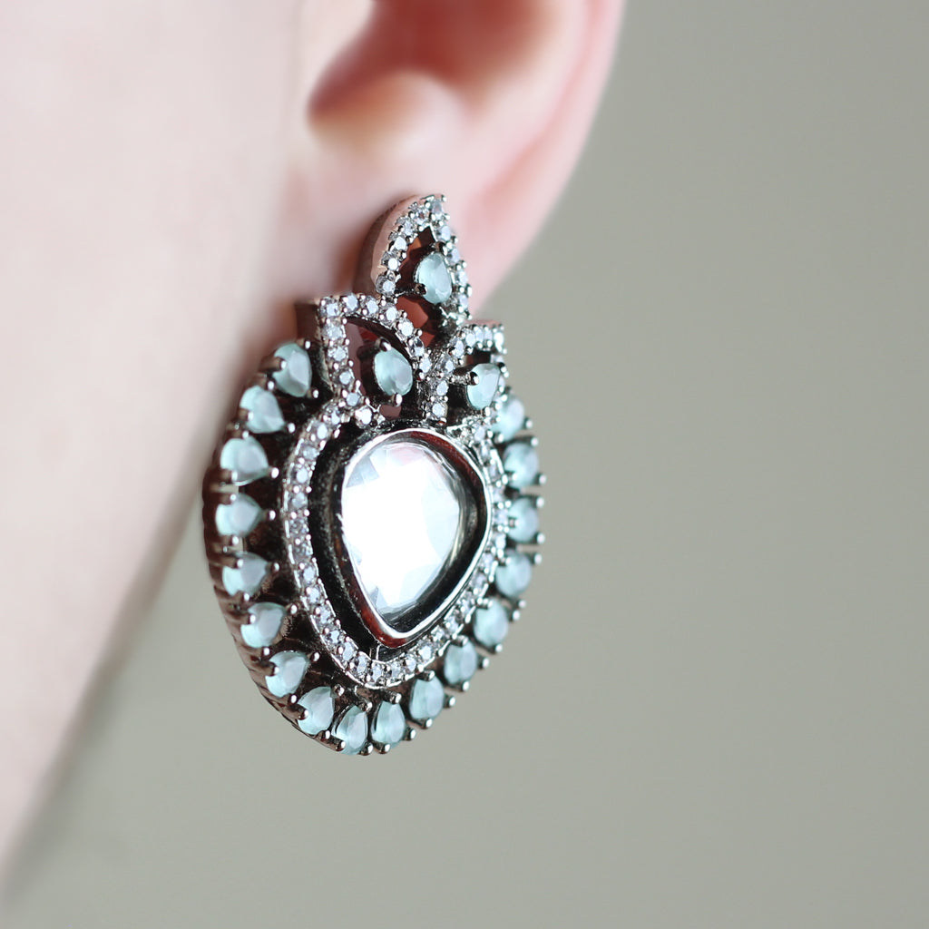 Statement Kundan Stud Earring