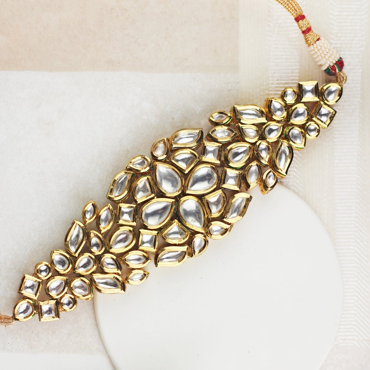 Statement Kundan Choker