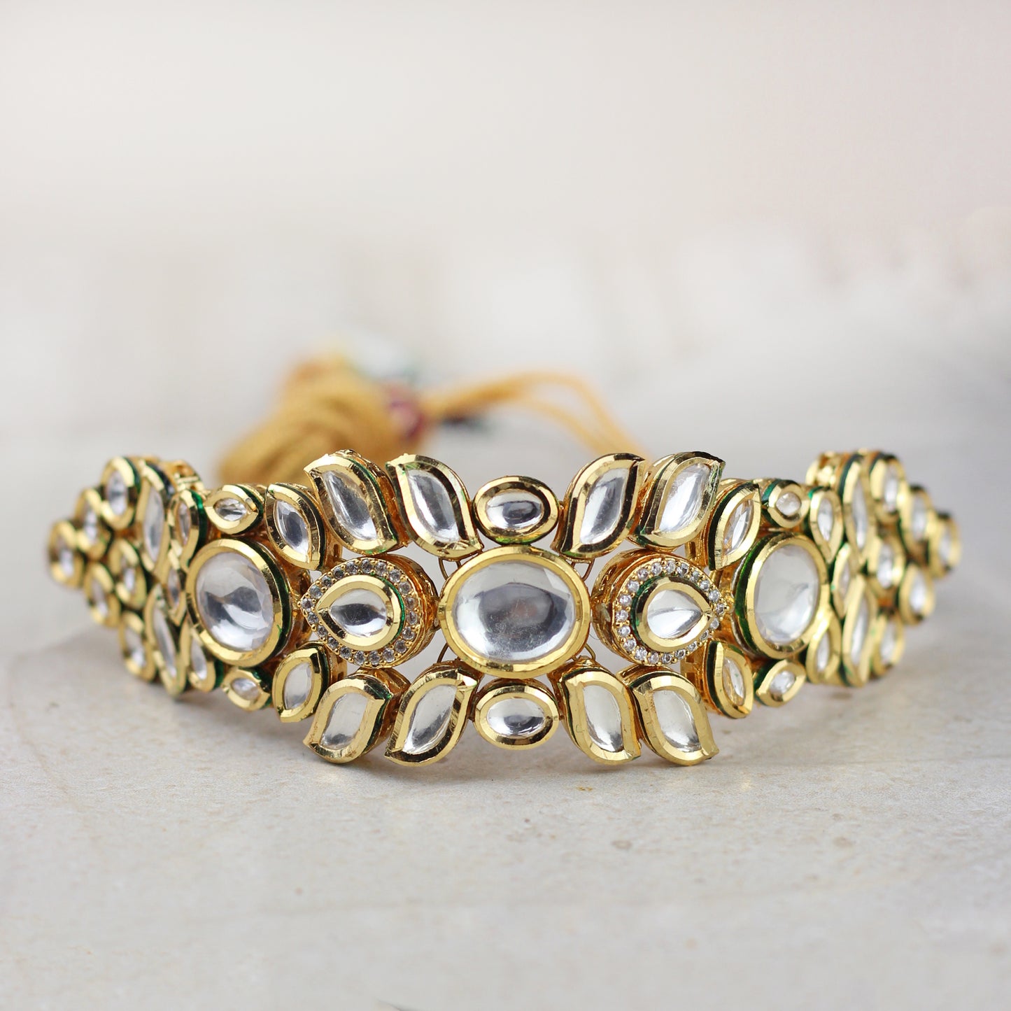 Statement Kundan Choker