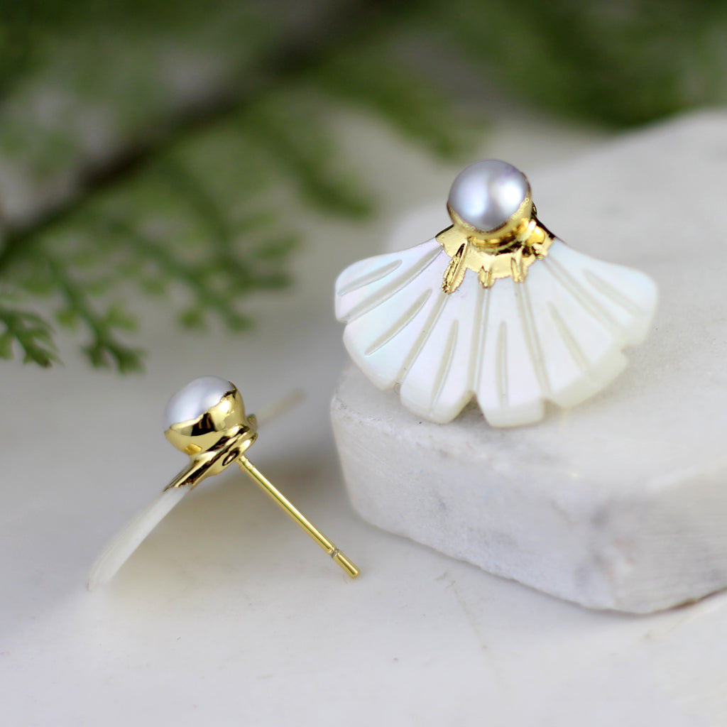 White Statement Pearl Shell Stud Earring