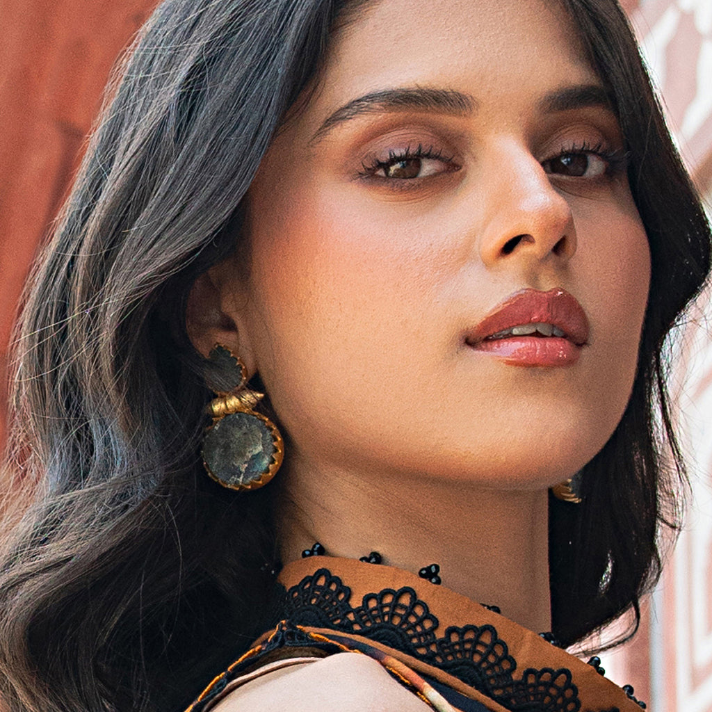 Black Statement Stone Earring