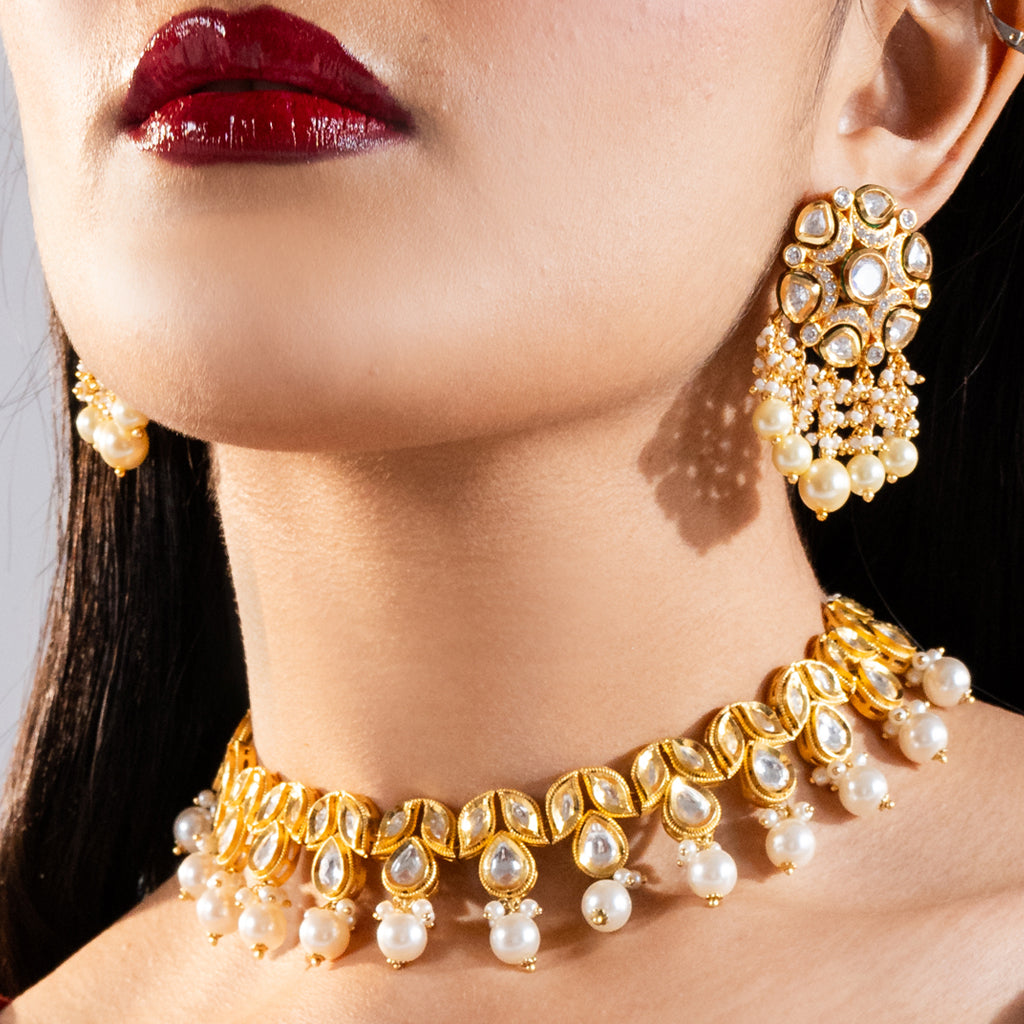 White Kundan Pearl Necklace