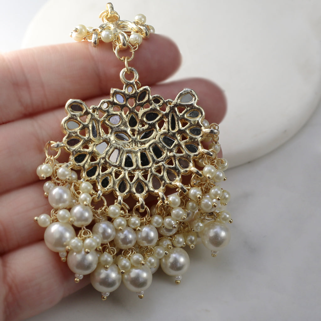 Crescent Pearl Tika