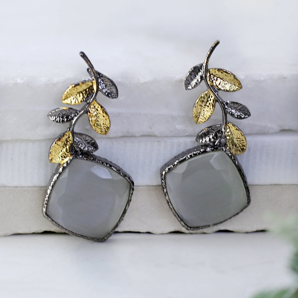 White Double Tone Leaf Earring