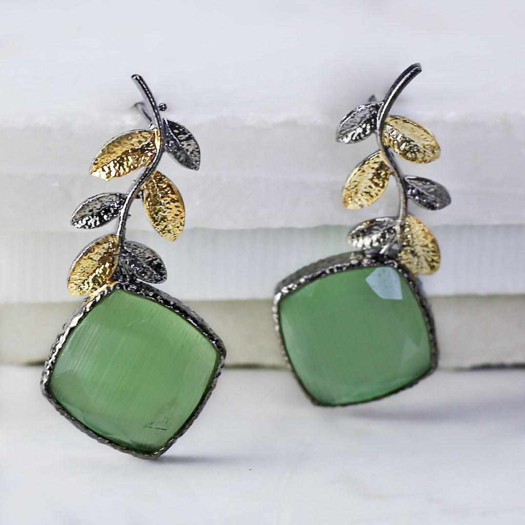 Light Green Double Tone Leaf Earring