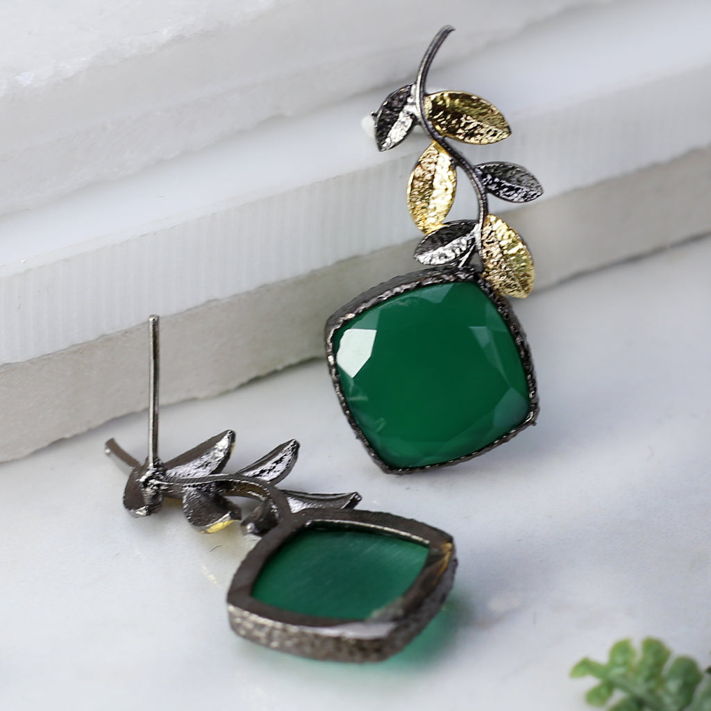 Green Double Tone Leaf Earring