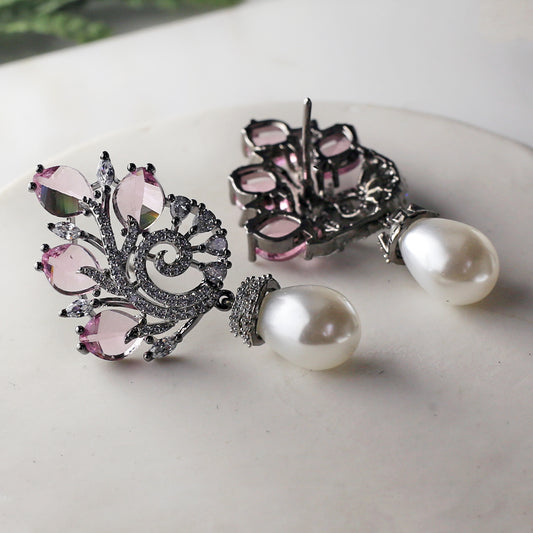 Light Purple / Pink Zircon Spiral Pearl Earring