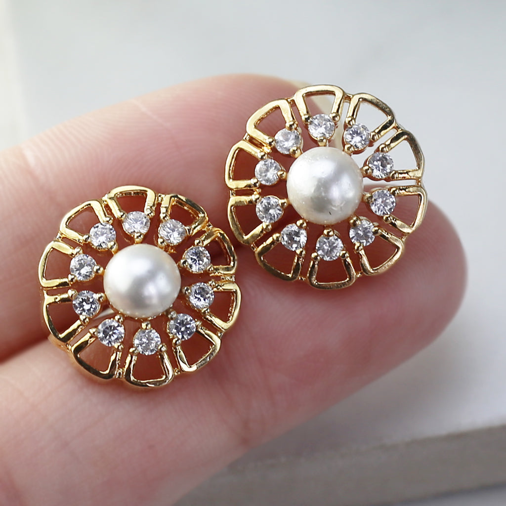 Gold Pearl Zircon Stud Earring