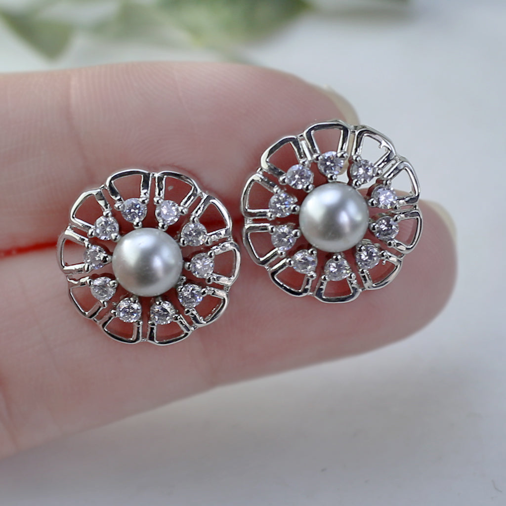 Silver Pearl Zircon Stud Earring