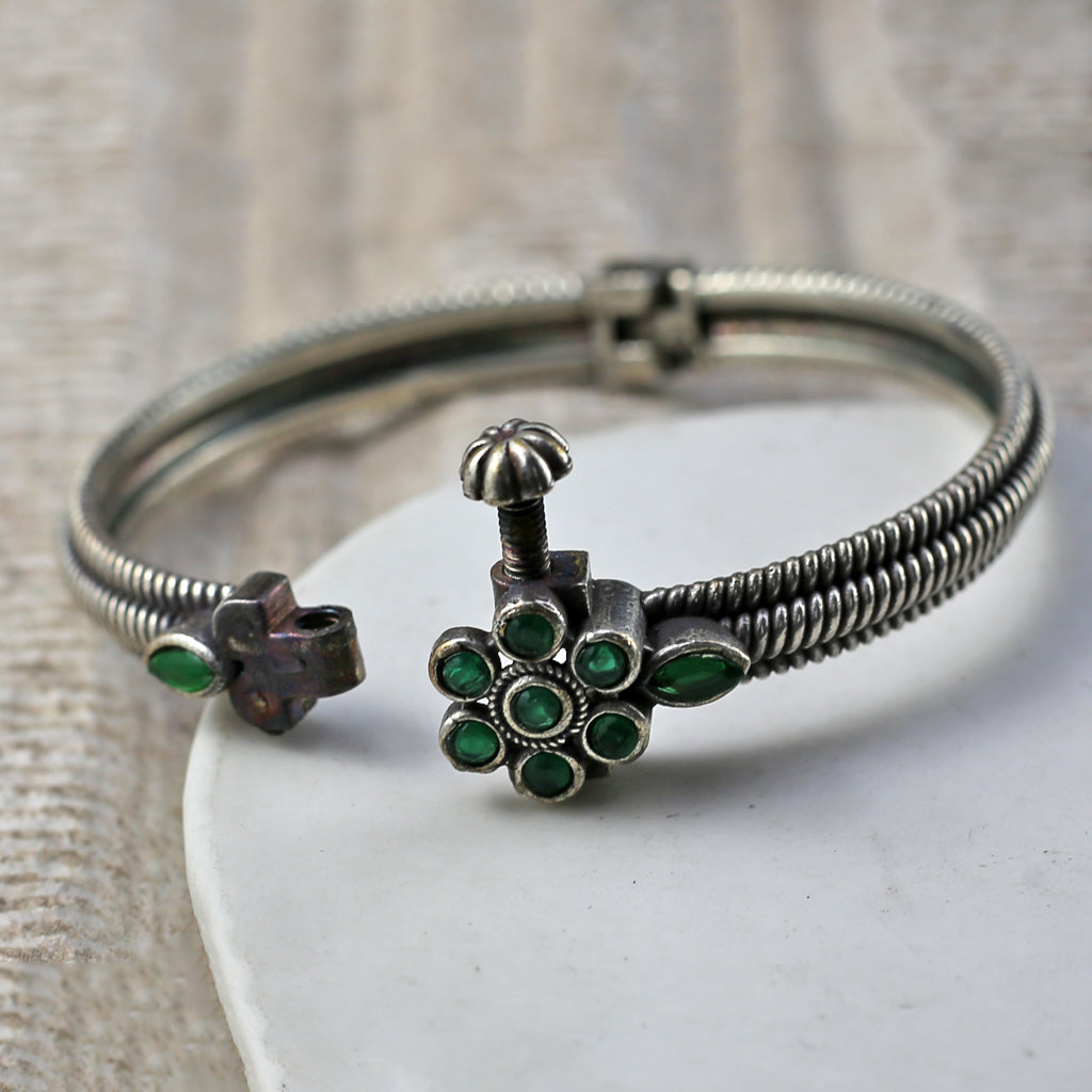 Green Tribal Lock Bangle - Rabal