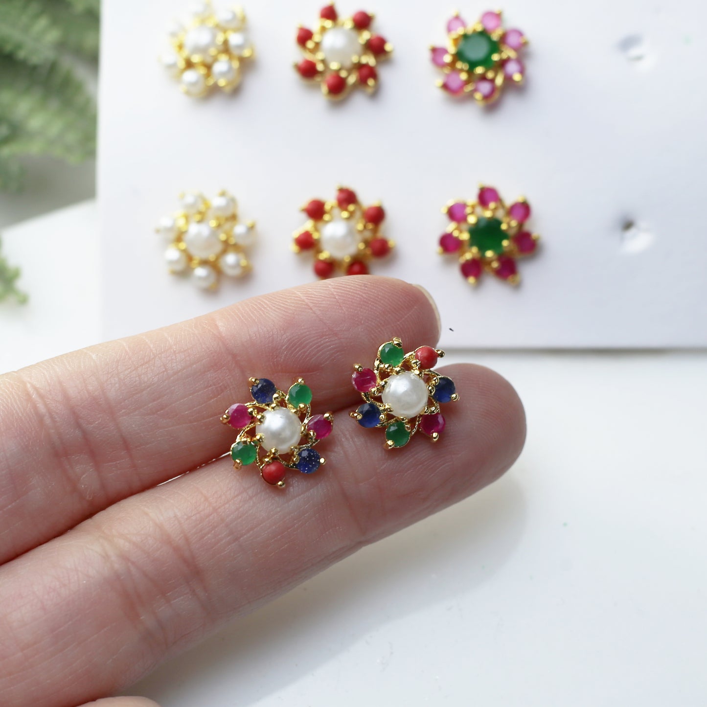 Flower Stud Earrings I 4 Pairs