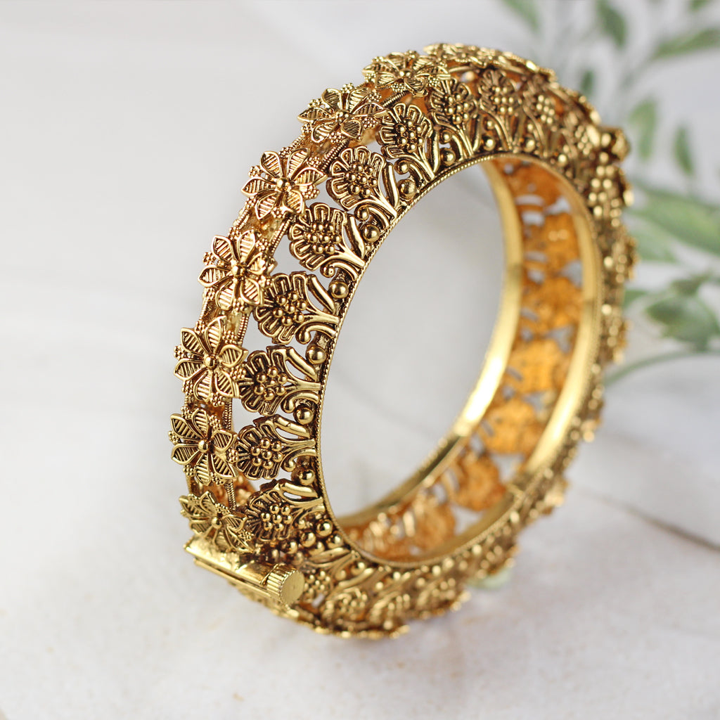 Gold Statement Flower Lock Bangle