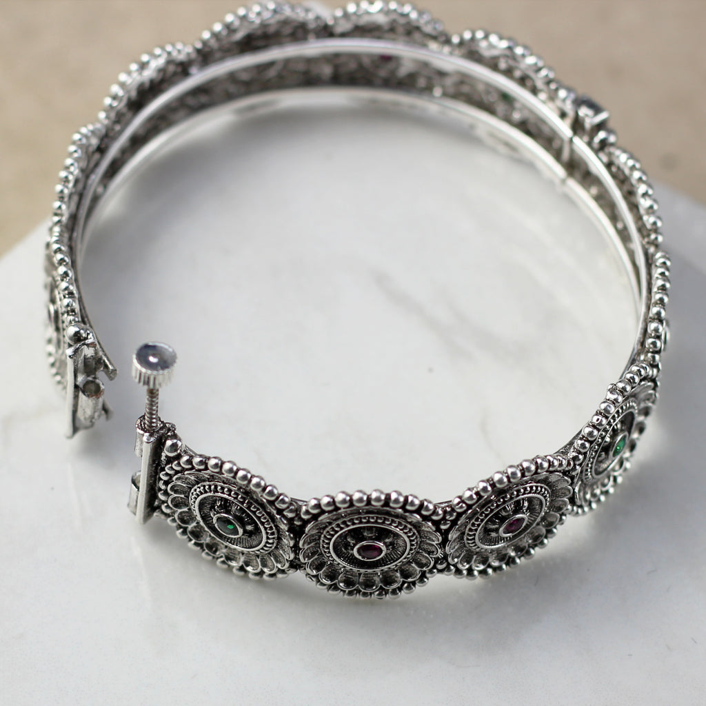 Circle Flower Oxidised Lock Bangle - Rabal
