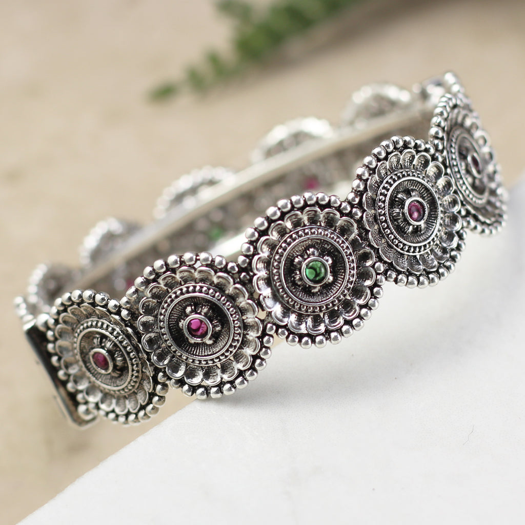 Circle Flower Oxidised Lock Bangle - Rabal