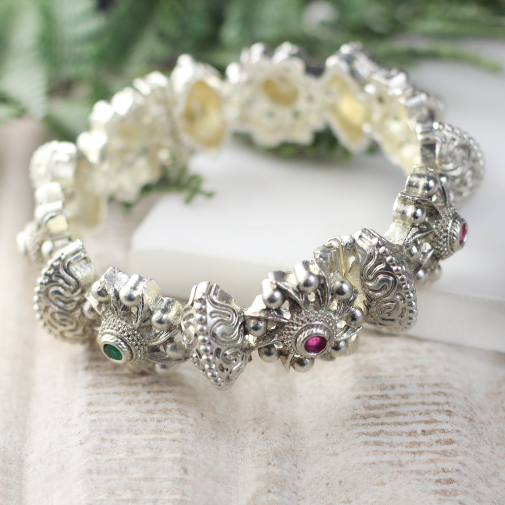 Silver Flower Lock Bangle