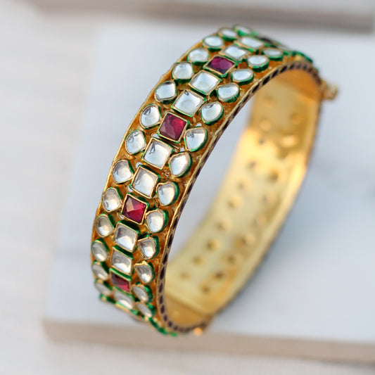 Kundan Statement Lock Bangle