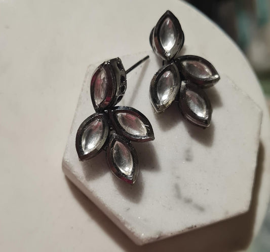 Black Kundan Stud Earring - Rabal