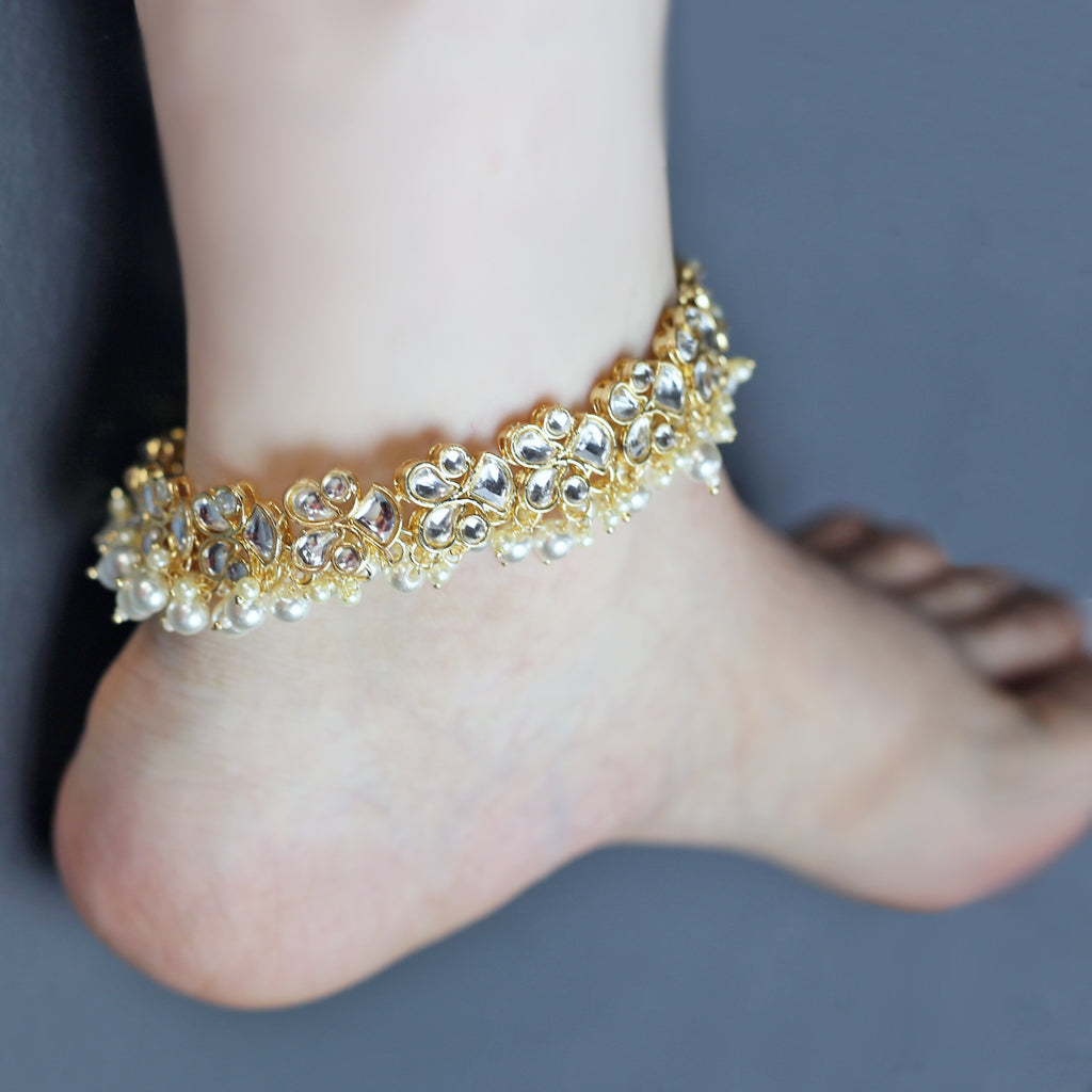 Pearl Statement Anklet Pair
